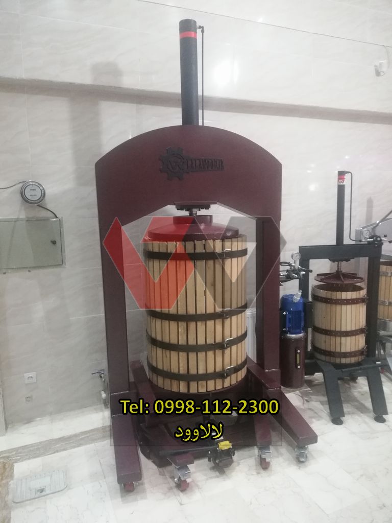 آب انگور گیری صنعتی عکس