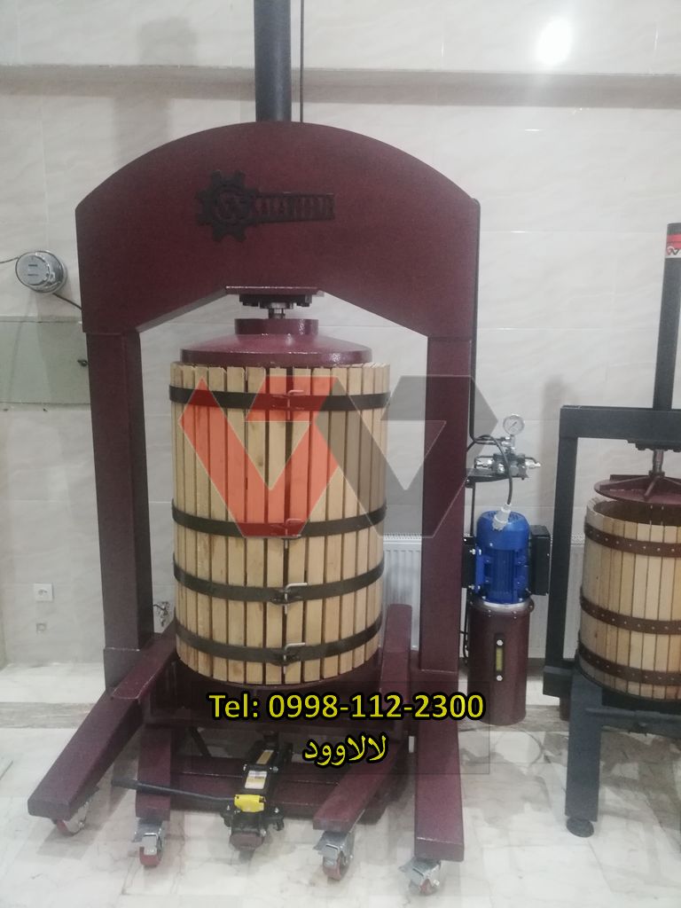 آب انگور گیری صنعتی عکس