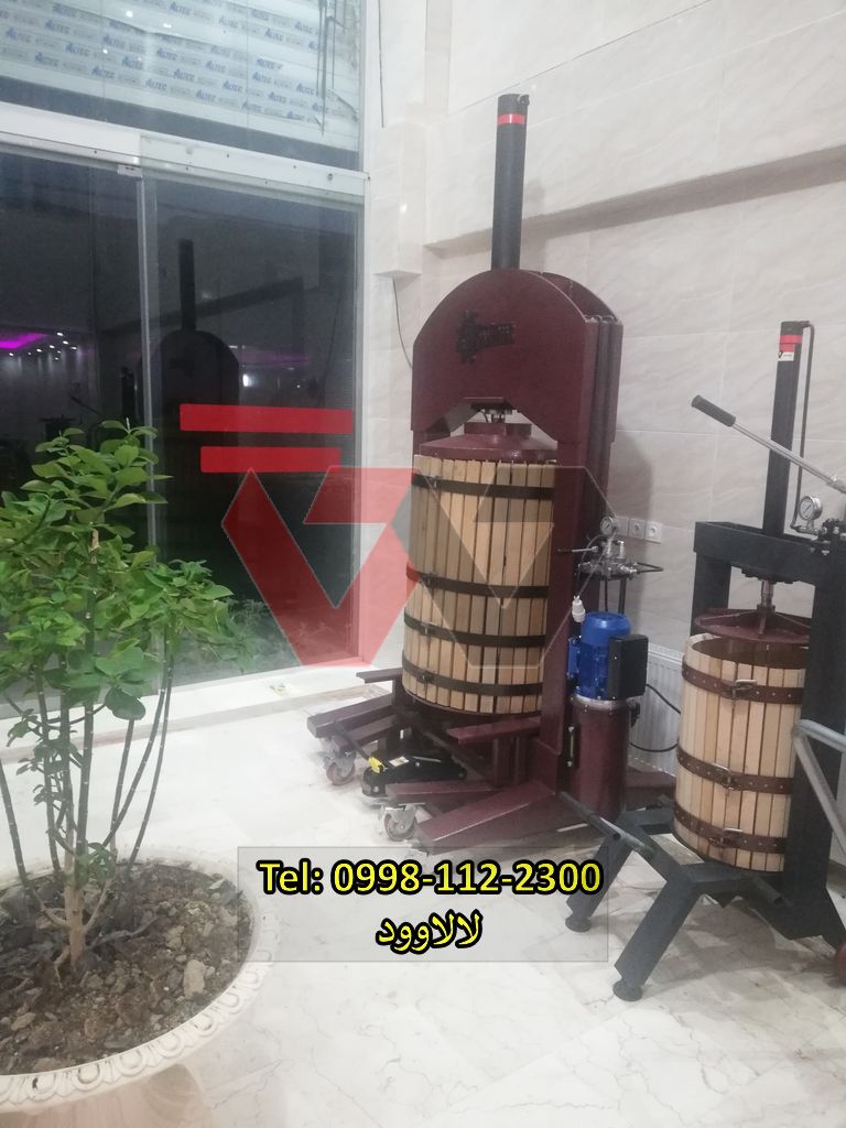 آب انگورگیری صنعتی عکس
